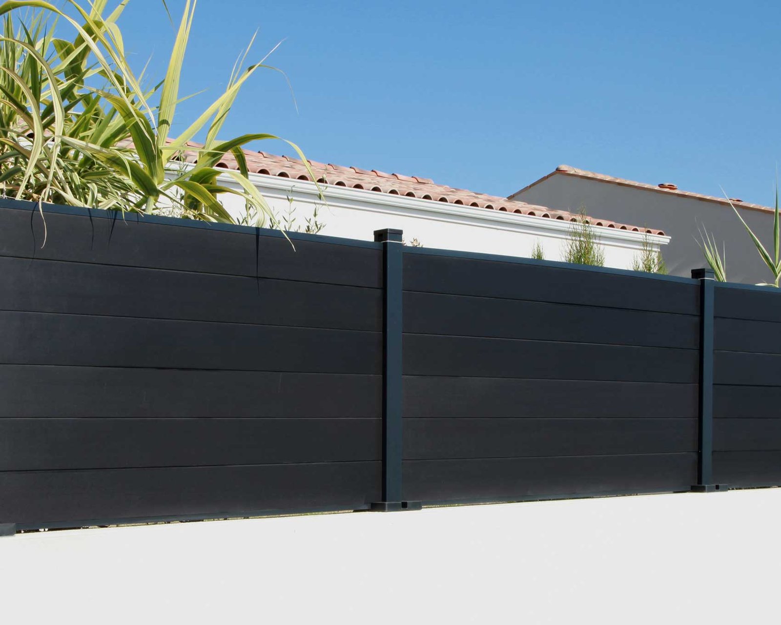 Une clôture française sur mesure, durable et esthétique
